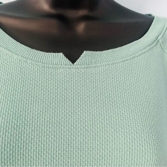 Columbia Sage Green Thermal Long Sleeve Top Size Medium - Picture 2 of 9
